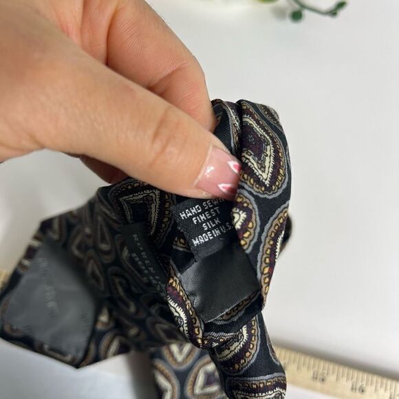 Robert Talbott mens tie diamond Print Silk - Picture 2 of 8